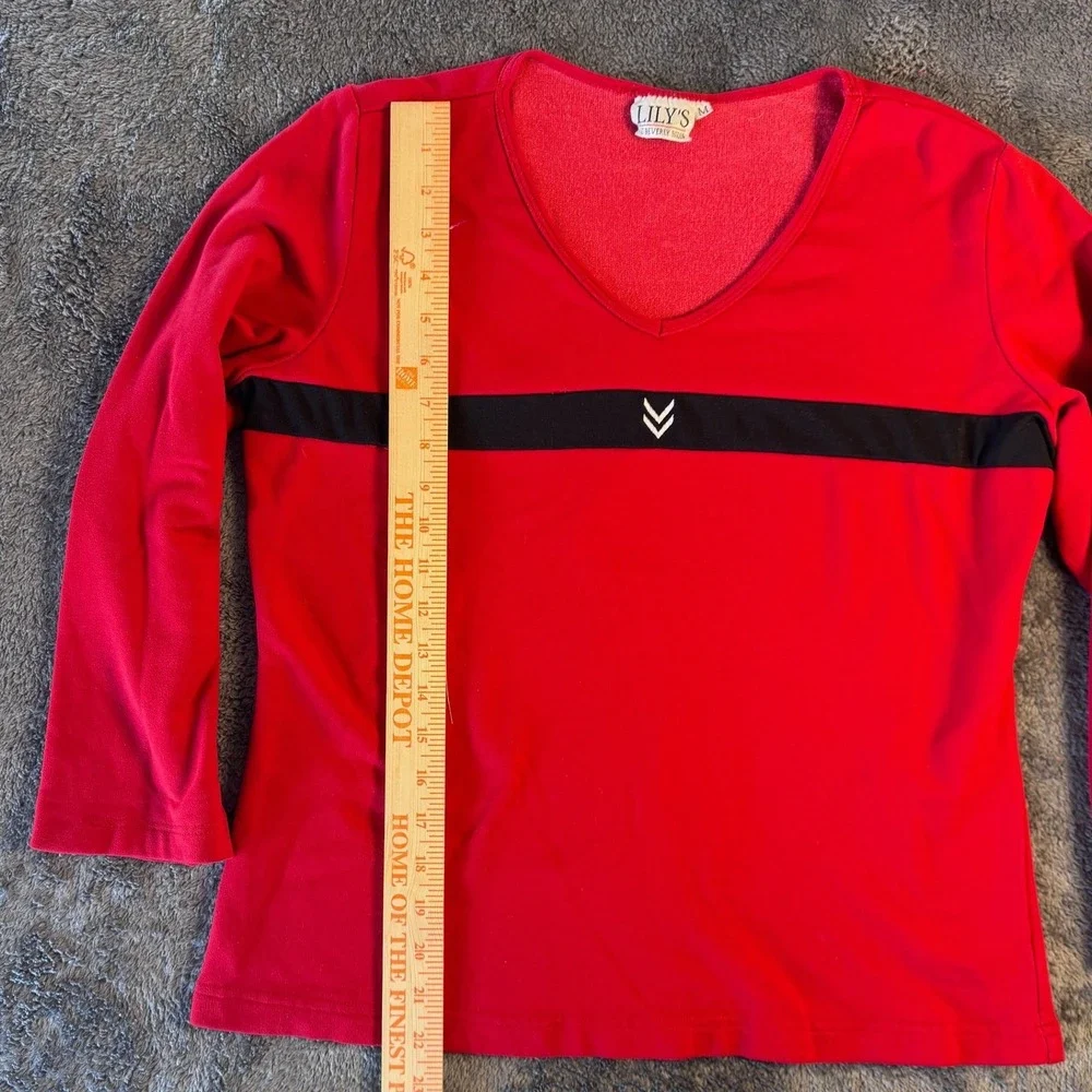 Vintage Lily's Beverly Hills Top Medium Red Black Stripe Chevron 90s V-Neck - Picture 5 of 6